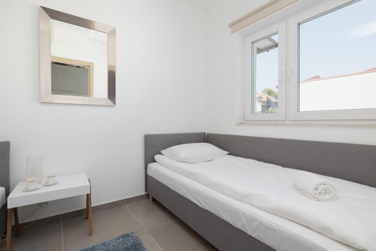 Sloneczna Apartment Mielno Uniescie By Noclegi Renters Εξωτερικό φωτογραφία